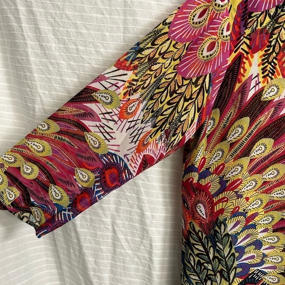 Additions By Chico's Women's Printed Leaf Abstract 3/4 Sleeve Blouse size 2 (M) - Picture 3 of 7